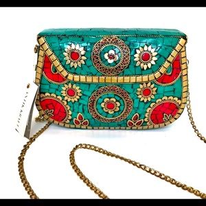 Abril Kraft Amoli Clutch